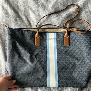 Large Blie Michael Kors Tote